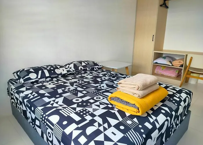 Ifs Soho Basic Homestay Entire Home